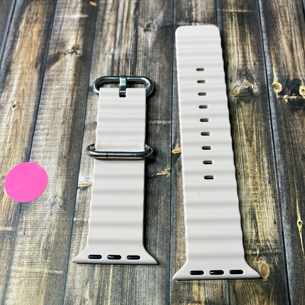 5for$10 Ribbed Pale Pink 38mm/40mm M/L Adjustable
Apple Watch Bands NWOT